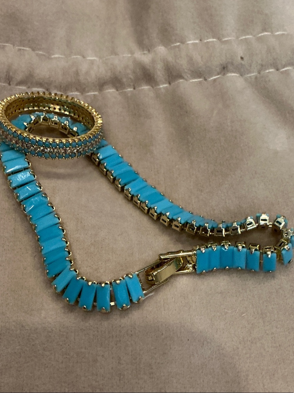 Fashion Jewelry Gold-Tone Turquoise Link bracelet and ring